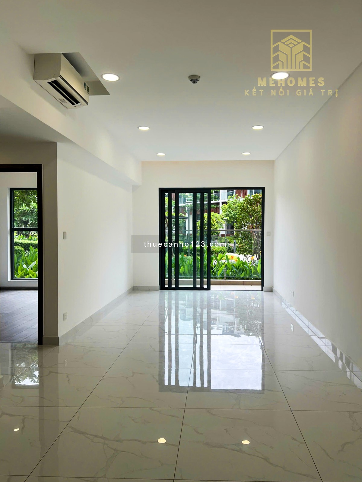 Chính chủ cho thuê 2Pn 96m2 Brilliant NTCB chỉ 18Tr, nhà mới 100%