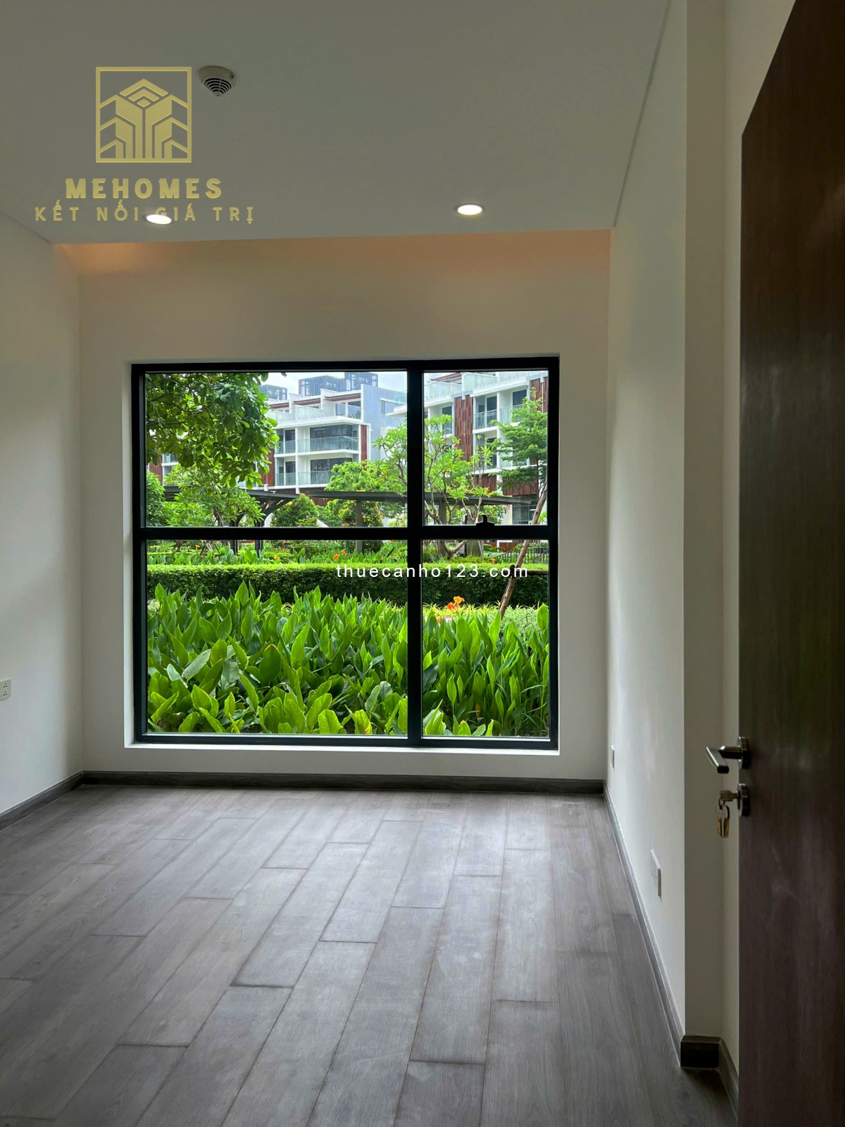 Chính chủ cho thuê 2Pn 96m2 Brilliant NTCB chỉ 18Tr, nhà mới 100%