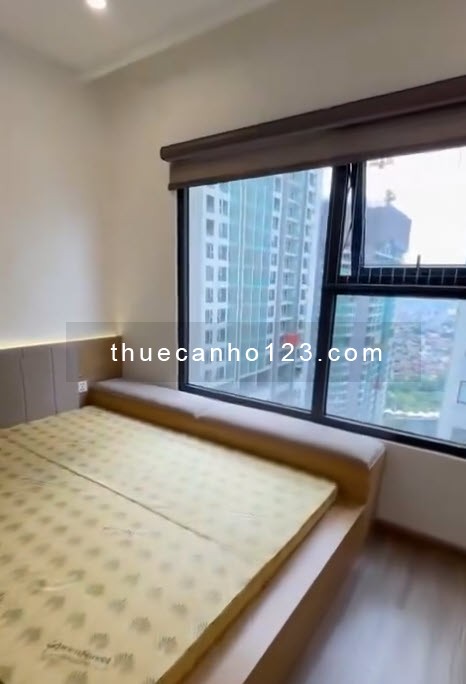 Cho thuê căn hộ 3 phòng ngủ tại Vinhomes Smart City – S301, tầng 27