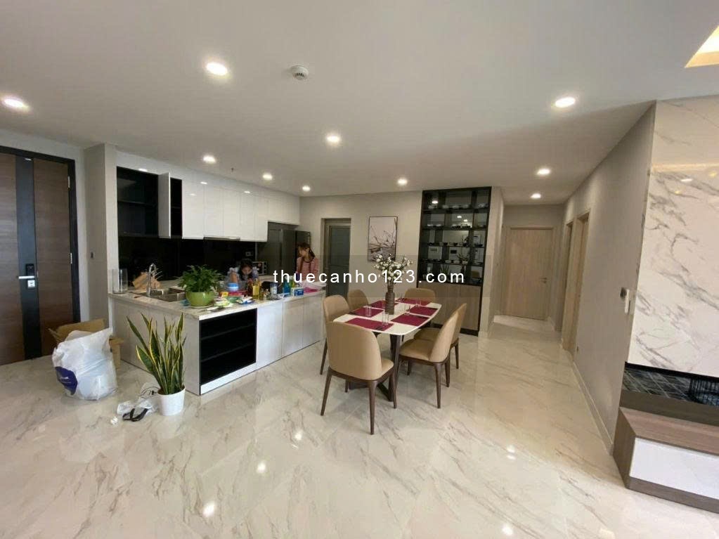 Cho thuê căn hộ 3 phòng ngủ, full nội thất lầu 9