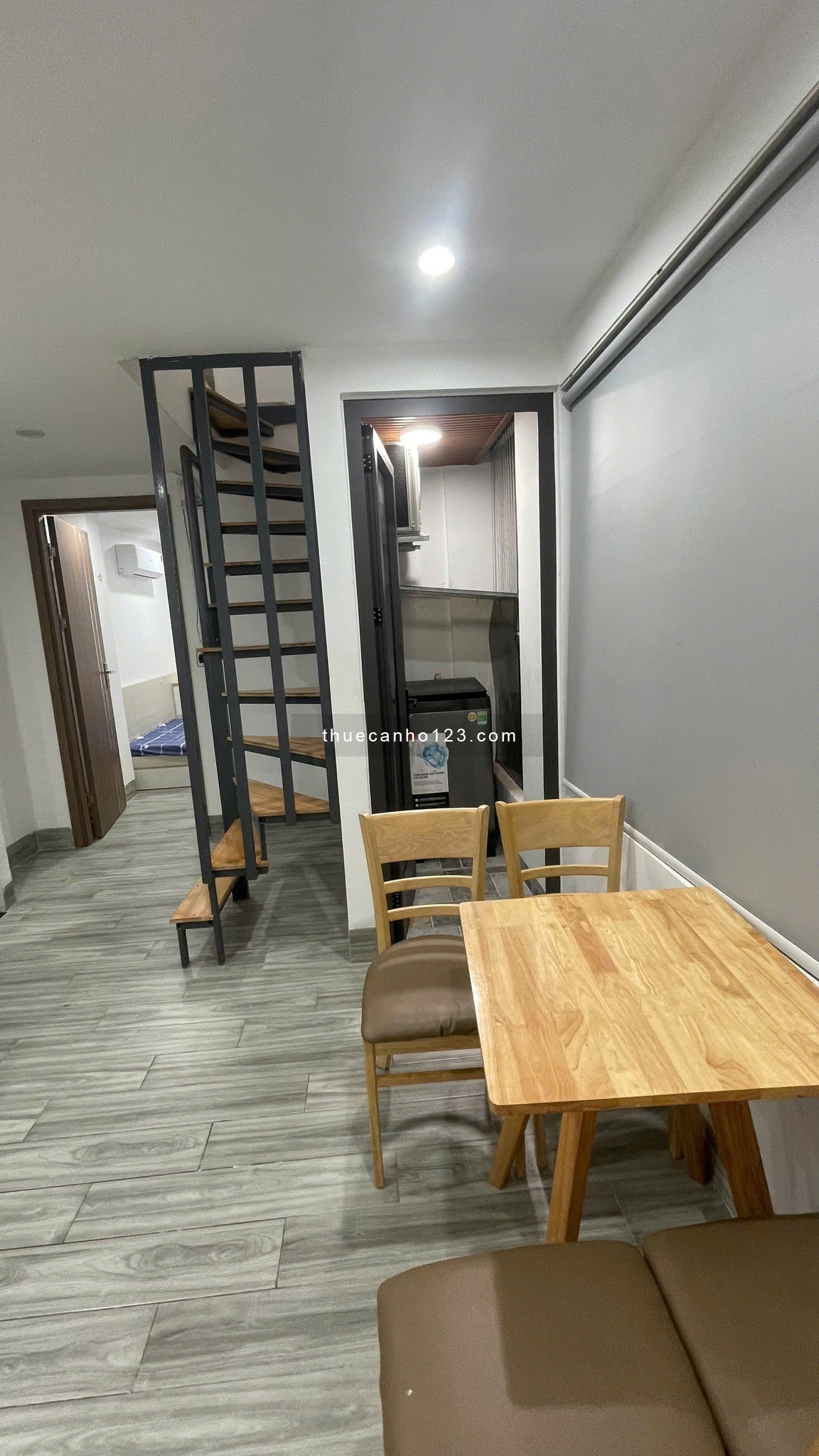 Cho thuê căn hộ 3PN, full nội thất ngay ngã 6 Hoàng Diệu giao Nguyễn Văn Linh