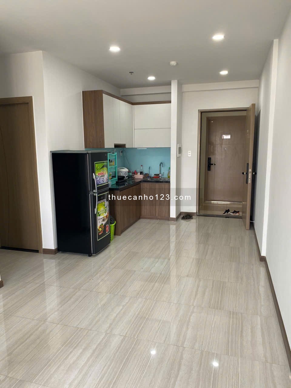 Cần cho thuê căn hộ 2 phòng ngủ đầy đủ nội thất Bcons Sala