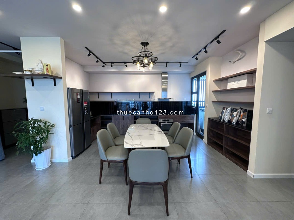 [Cho thuê] - Căn hộ 3BR Diện Tích Lớn The View - Riviera Point - Giá Siêu Tốt