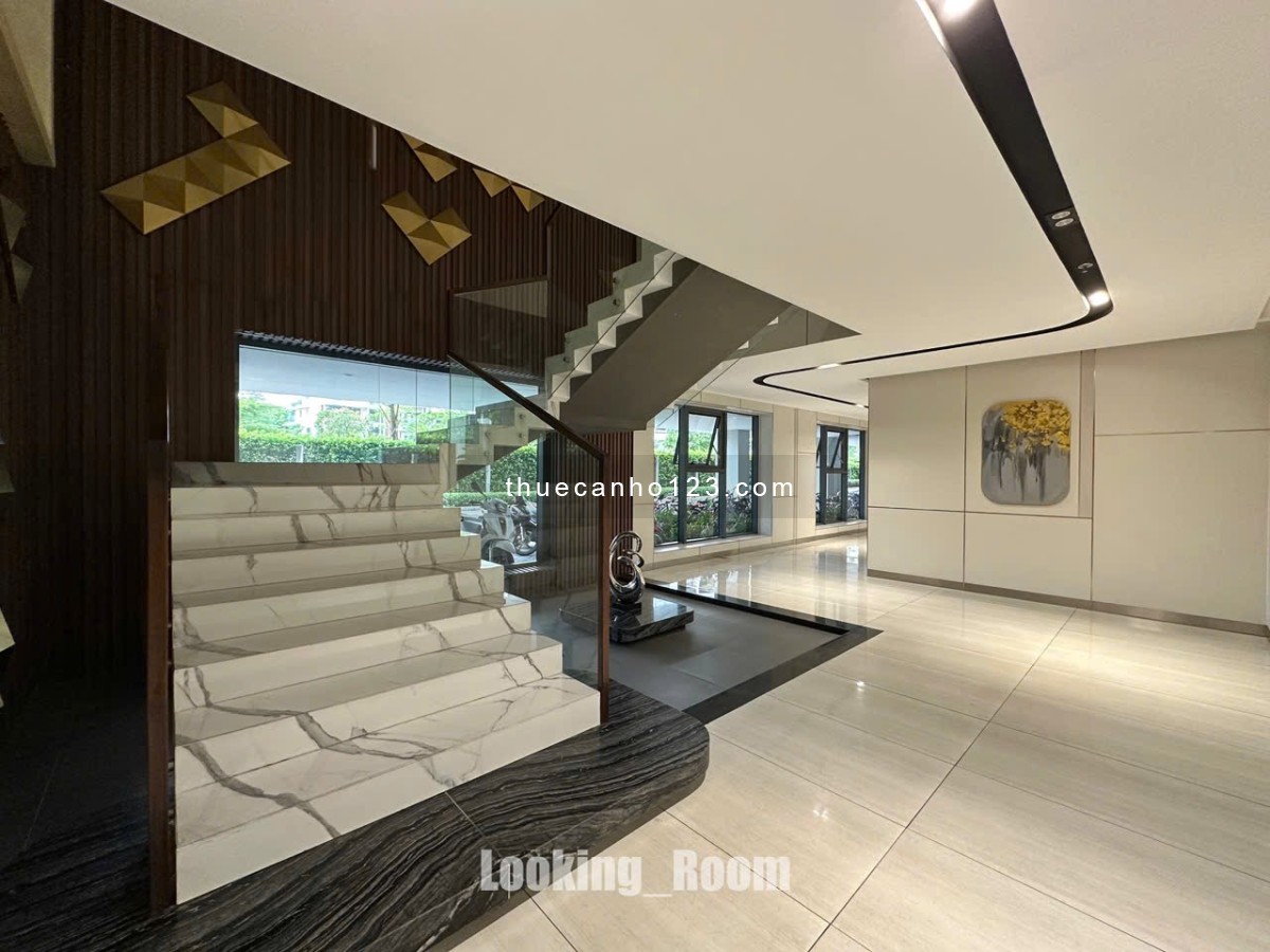 Cho thuê căn hộ 3PN - 2WC FULL NỘI THẤT 120m2 NGAY CELEDON TÂN PHÚ