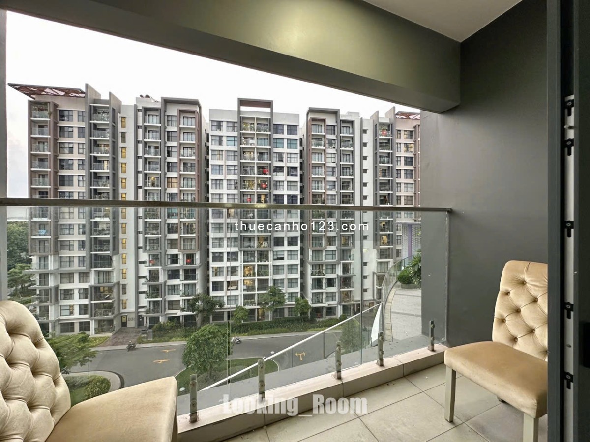Cho thuê căn hộ 3PN - 2WC FULL NỘI THẤT 120m2 NGAY CELEDON TÂN PHÚ