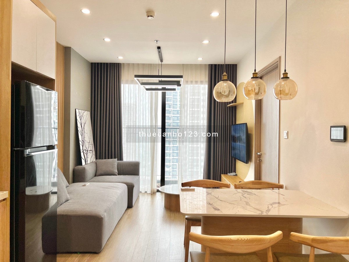 Thuê căn 2 phòng ngủ đầy đủ nội thất tại The Sakura, Vinhomes Smart City, Tây Mỗ