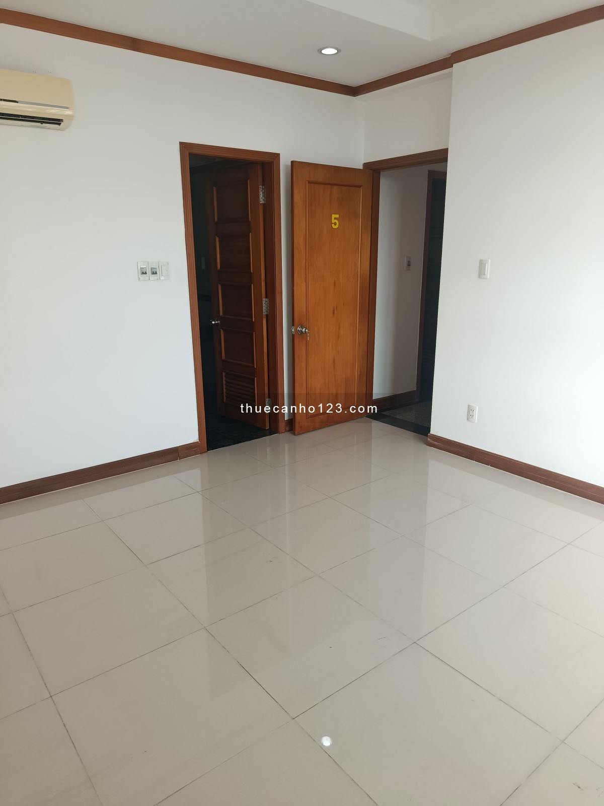 Cho thuê căn hộ - 3PN -3WC, DT: 12m² - Phú hoàng anh – Giá chỉ 11 triệu/tháng