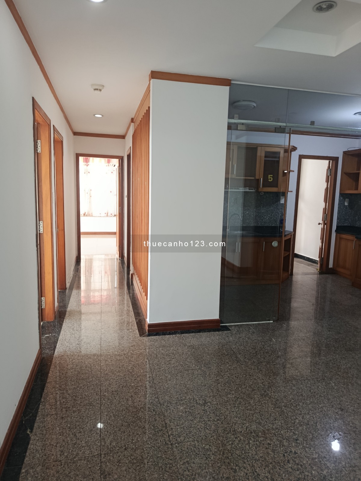 Cho thuê căn hộ - 3PN -3WC, DT: 12m² - Phú hoàng anh – Giá chỉ 11 triệu/tháng