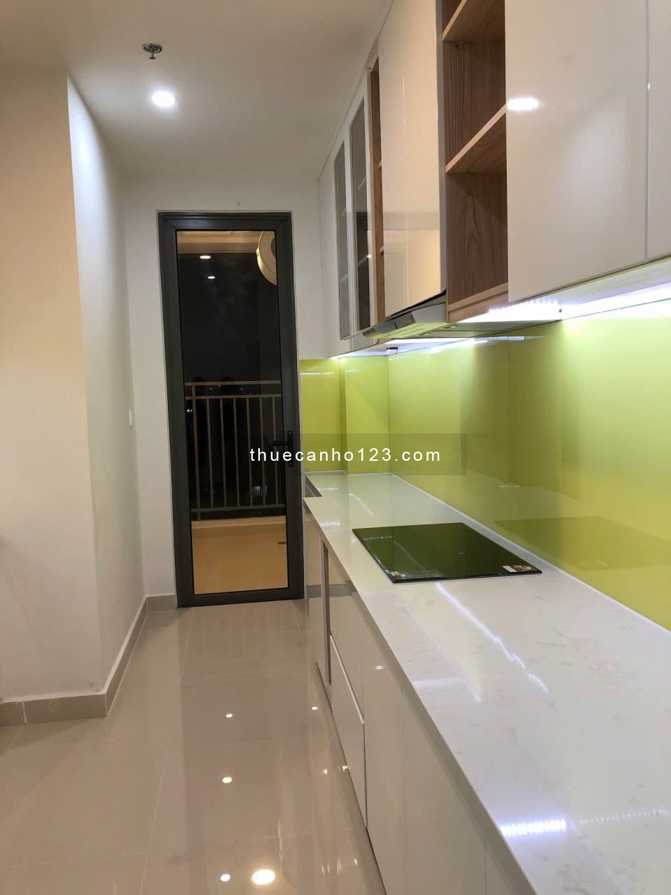 Cho thuê căn hộ 3PN-2WC-25tr/th chung cư Newton trương quốc dung có suất oto. LH 0932192028-Mai