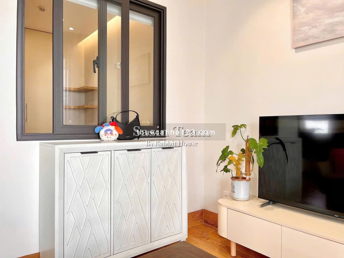 Cho Thuê CH/CC Mini Full Nội Thất Bancol 1PN 55m2 Ngay CV Hoàng Văn Thụ