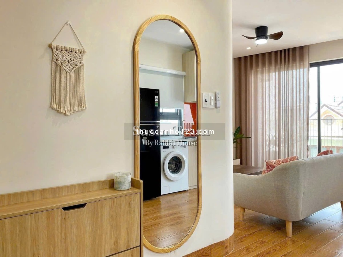 Cho Thuê CH/CC Mini Full Nội Thất Bancol 1PN 55m2 Ngay CV Hoàng Văn Thụ