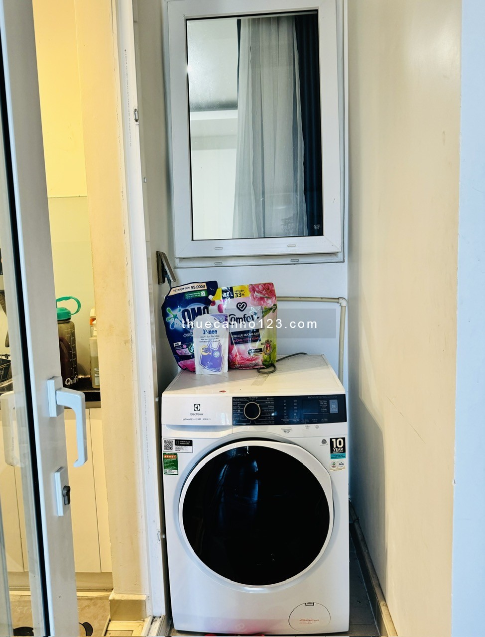 Cần cho thuê gấp căn hộ 2PN-2WC-74m2 full nội thất chung cư Sky Center giá chỉ 16tr/th, ở ngay