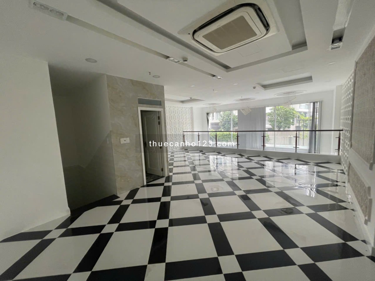 Cho thuê shophouse Sky Center 130m2 Phổ Quang 26Tr Tiên nghi y hình Tel 0846616468 Quang Tèo 24/7