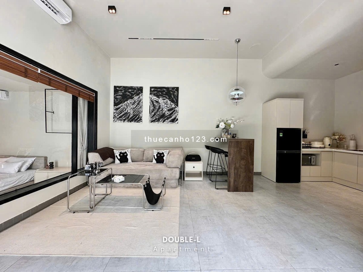 Cho thuê căn hộ quận 3 - 2PN 100m2 - Sân Vườn Riêng - Oto đổ cửa, Gần BV Bình Dân, Vòng Xoay Dân Chủ