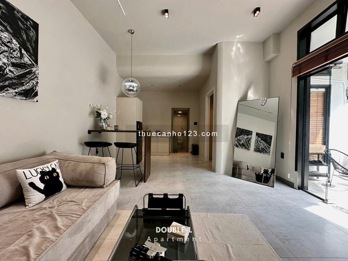 Cho thuê căn hộ quận 3 - 2PN 100m2 - Sân Vườn Riêng - Oto đổ cửa, Gần BV Bình Dân, Vòng Xoay Dân Chủ