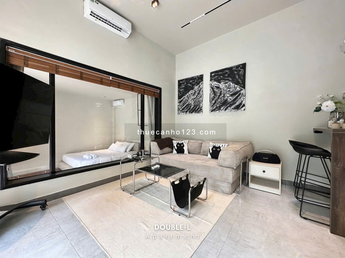 Cho thuê căn hộ quận 3 - 2PN 100m2 - Sân Vườn Riêng - Oto đổ cửa, Gần BV Bình Dân, Vòng Xoay Dân Chủ