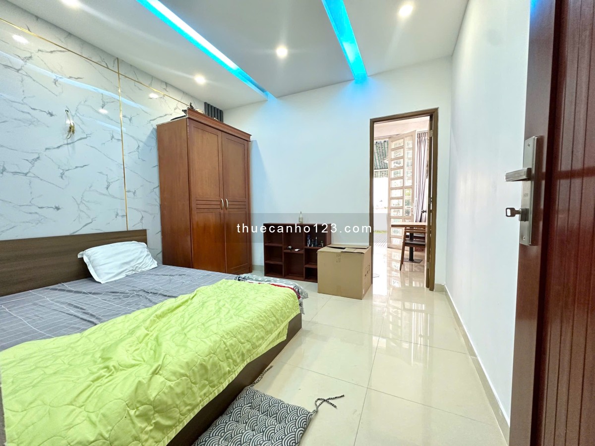Cho Thuê Penhouse 1PN Full Nội Thất Bancol Ngay CV Hoàng Văn Thụ