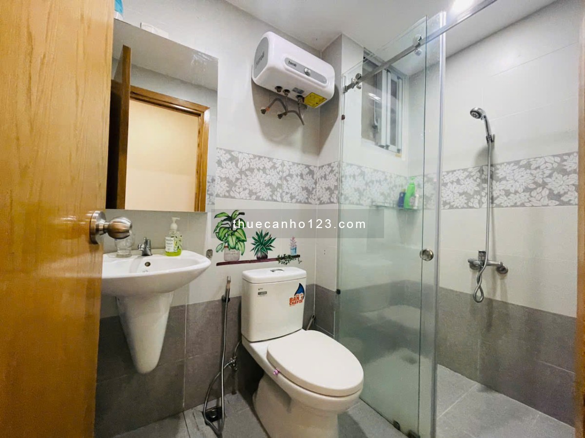 Cần cho thuê nhanh căn hộ Scenic Valley, PMH Q7 nhà đẹp, 2PN 71m2 full nt 17tr/th