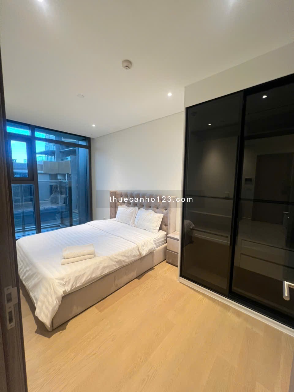 Căn hộ 2PN rộng 81m² The Opera cho thuê – View đẹp, nội thất cao cấp, giá tốt nhất thị trường