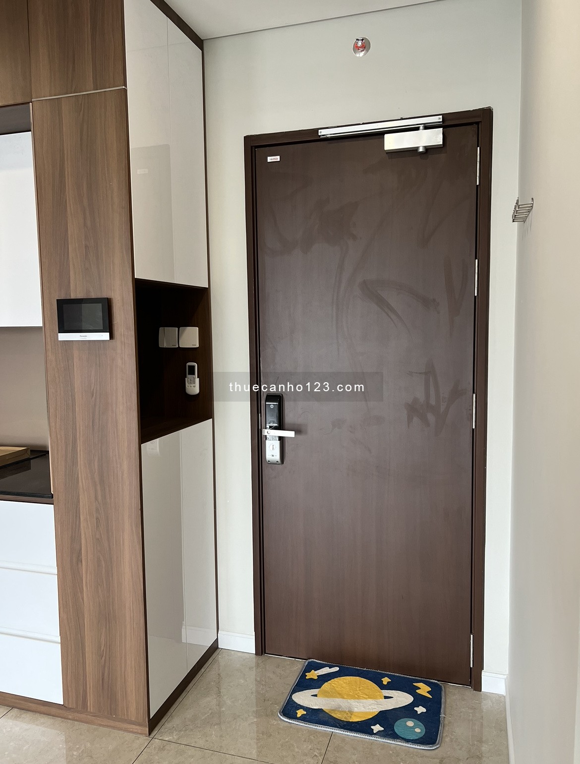 Chung cư Vĩnh Hội, 98 Vĩnh Hội, Phường 4, Quận 4, 70m2, 16tr