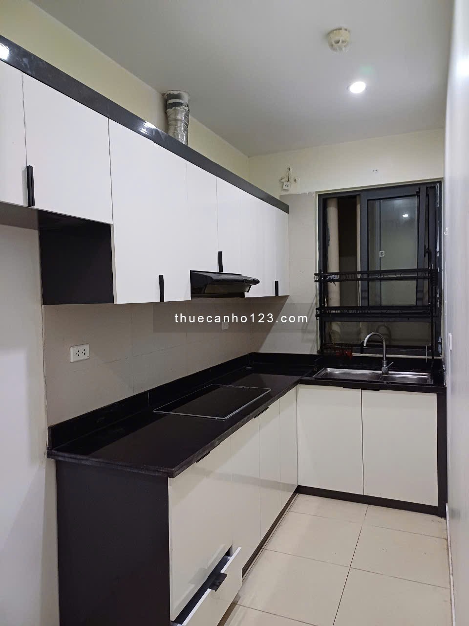 Chính chủ Cho thuê căn hộ 2PN, 2WC, 72m2 tại The Pride, Tố Hữu, La Khê, Hà Đông, 10 triệu