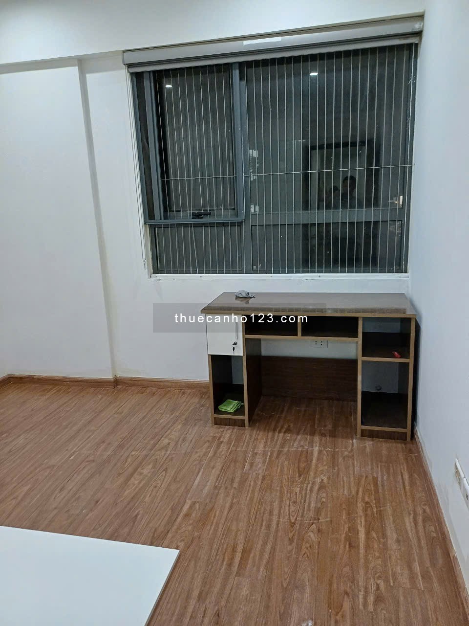 Chính chủ Cho thuê căn hộ 2PN, 2WC, 72m2 tại The Pride, Tố Hữu, La Khê, Hà Đông, 10 triệu