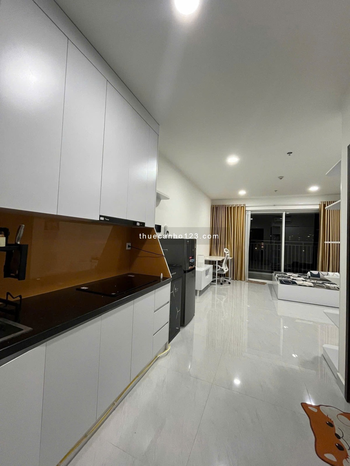 Officetel, Sky Center, Phổ Quang, P2, Tân Bình: 50m2, 1p ngủ, full NT, 12tr