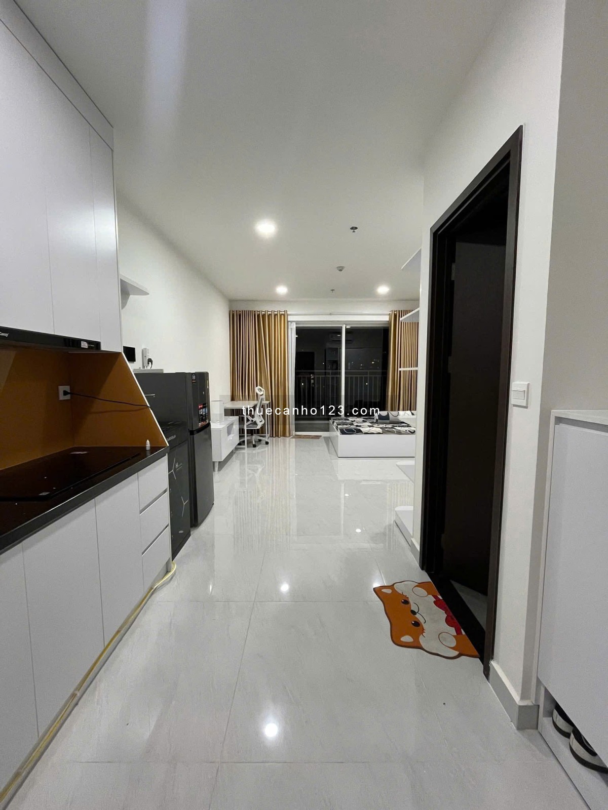 Officetel, Sky Center, Phổ Quang, P2, Tân Bình: 50m2, 1p ngủ, full NT, 12tr