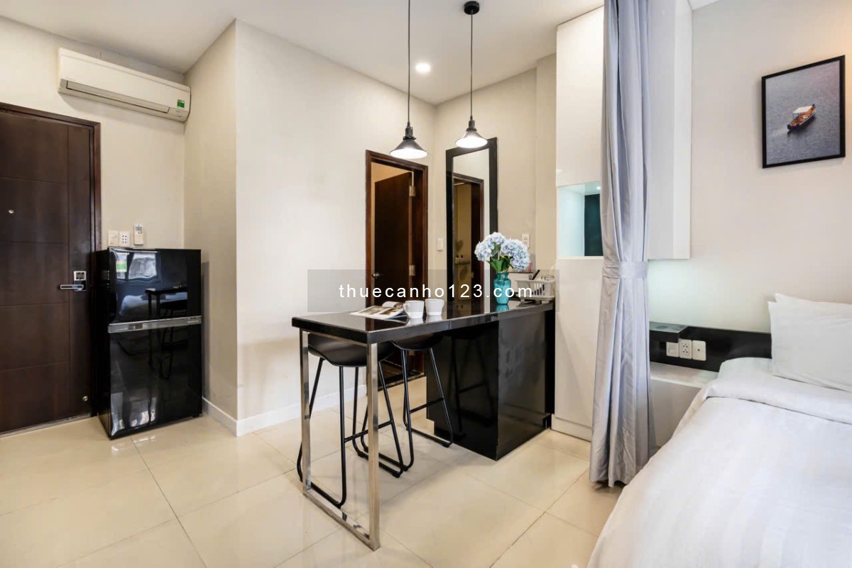 Cho thuê căn hộ cao cấp ngay trung tâm quận 1 40m2, Thang máy, Gần Chợ Bến Thành, Bùi Viện, CV 23/09