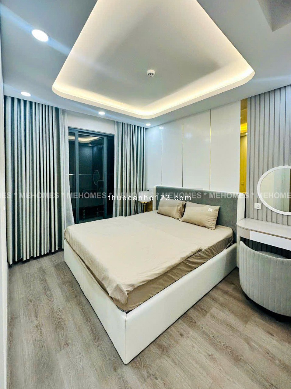 Chính chủ cho thuê 2pn Full nội thất khu cao cấp Diamond Celadon City