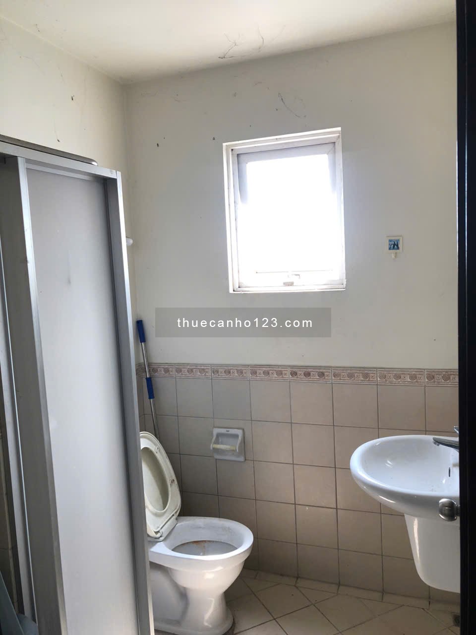 Cho thuê căn hộ An Phú Quận 6, Dt : 101 m2, 2PN, Giá : 8 tr/th, ( Có Nội Thất )