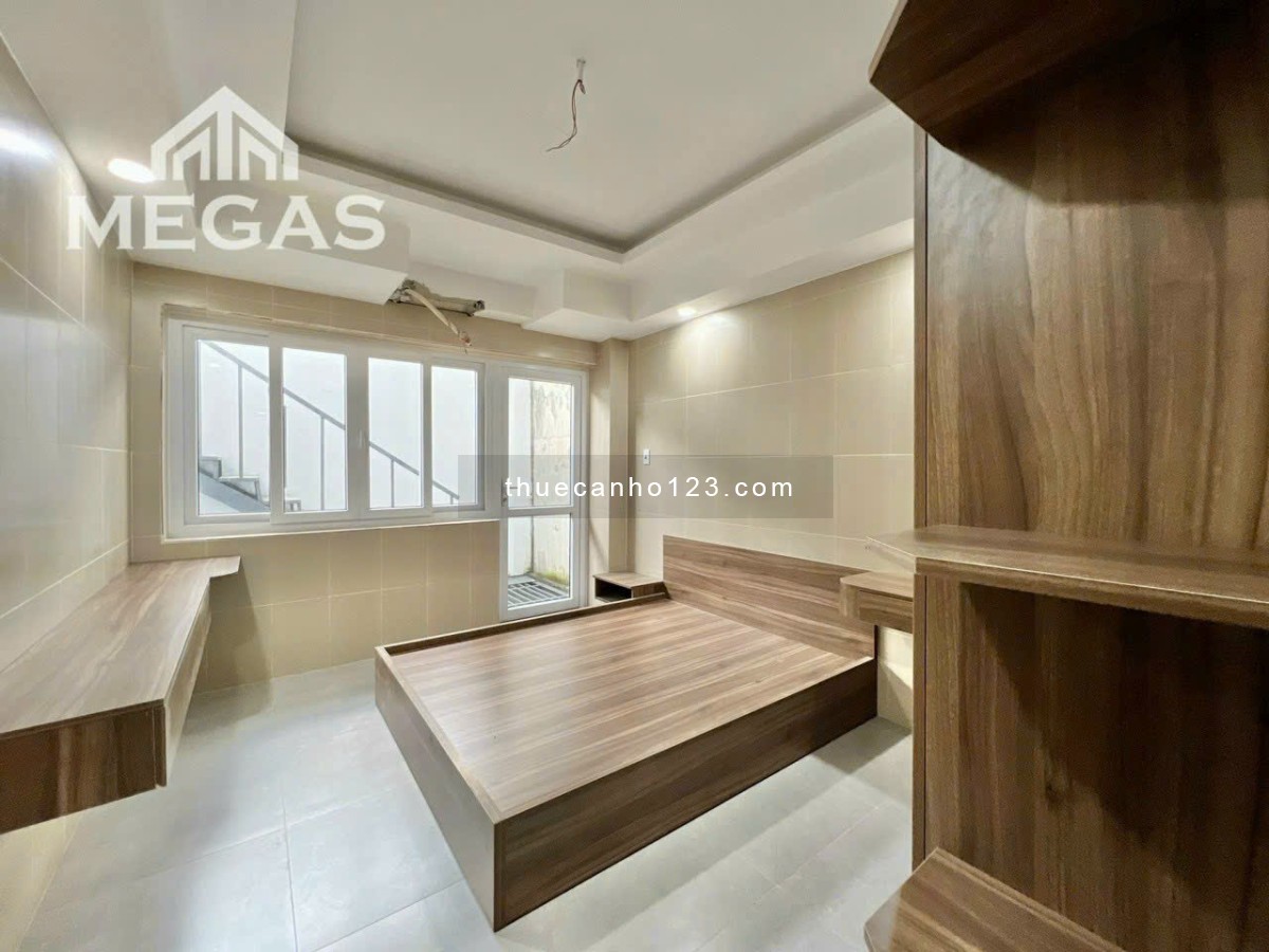 Căn Hộ Dịch Vụ - Tiện Ích - Ban Công - Phòng full nội thất