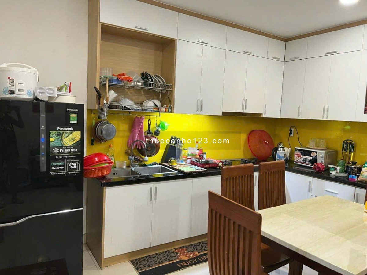 Celadon City, Tân Kỳ, TP: 2p ngủ, 2WC, 70m2, full nội thất 11tr/th.