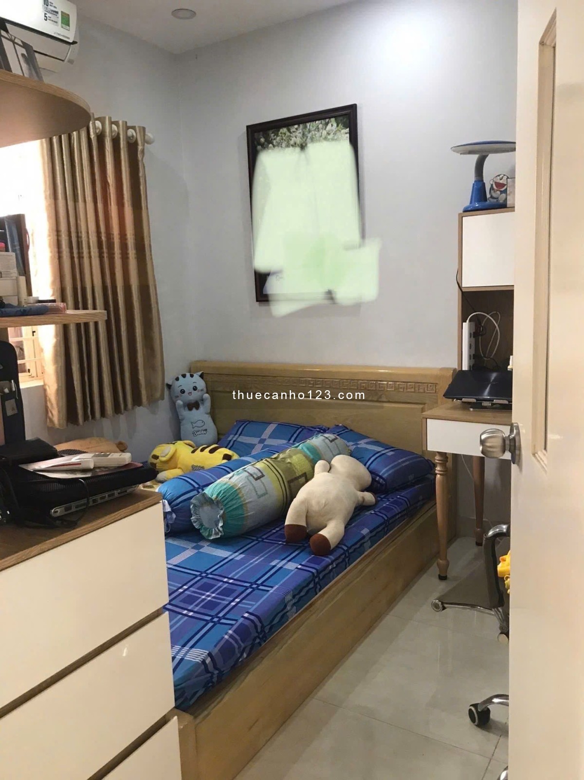 Chung cư Hoa Sen, Lạc Long Quân, P10, Q11: 79m2, 2p ngủ, NT, 10tr/th