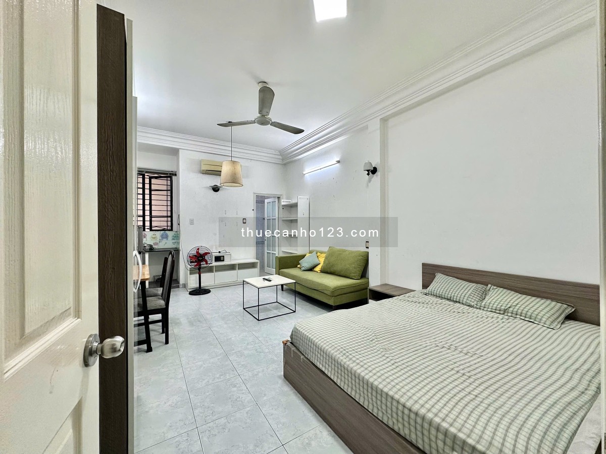 Căn hộ Cửa sổ thoáng, Sân vận động Hoa Lư, Nguyễn Thị Minh Khai, Hồ Con Rùa, Q1