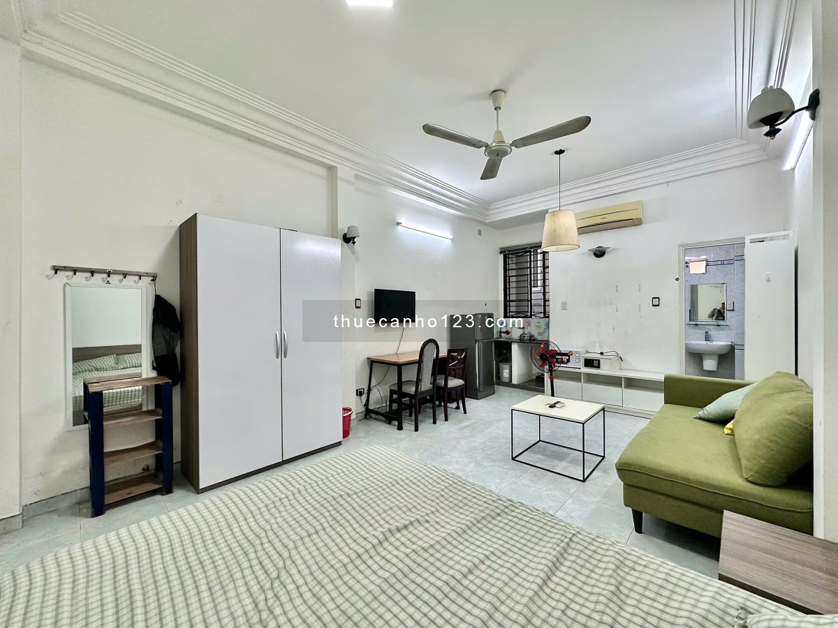 Căn hộ Cửa sổ thoáng, Sân vận động Hoa Lư, Nguyễn Thị Minh Khai, Hồ Con Rùa, Q1