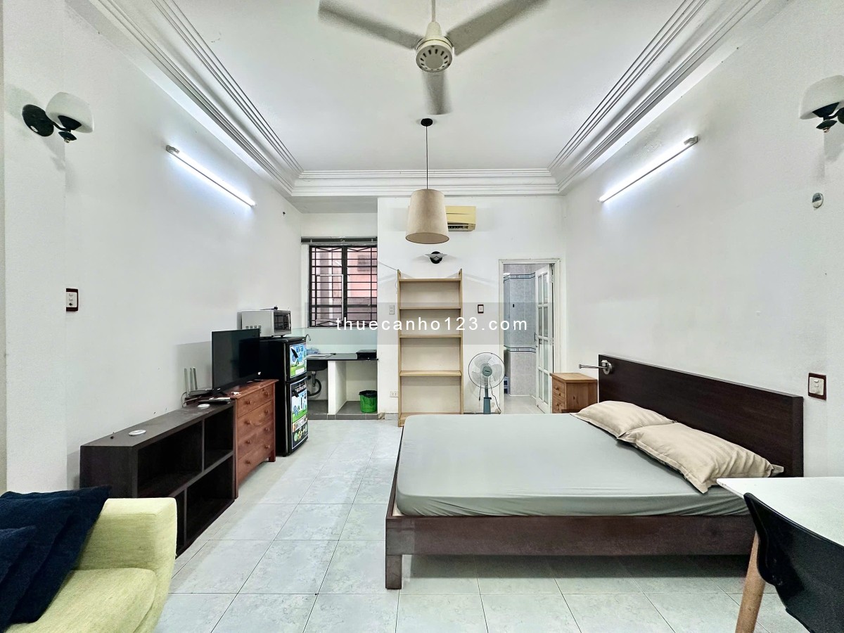 Căn hộ Cửa sổ thoáng, Sân vận động Hoa Lư, Nguyễn Thị Minh Khai, Hồ Con Rùa, Q1