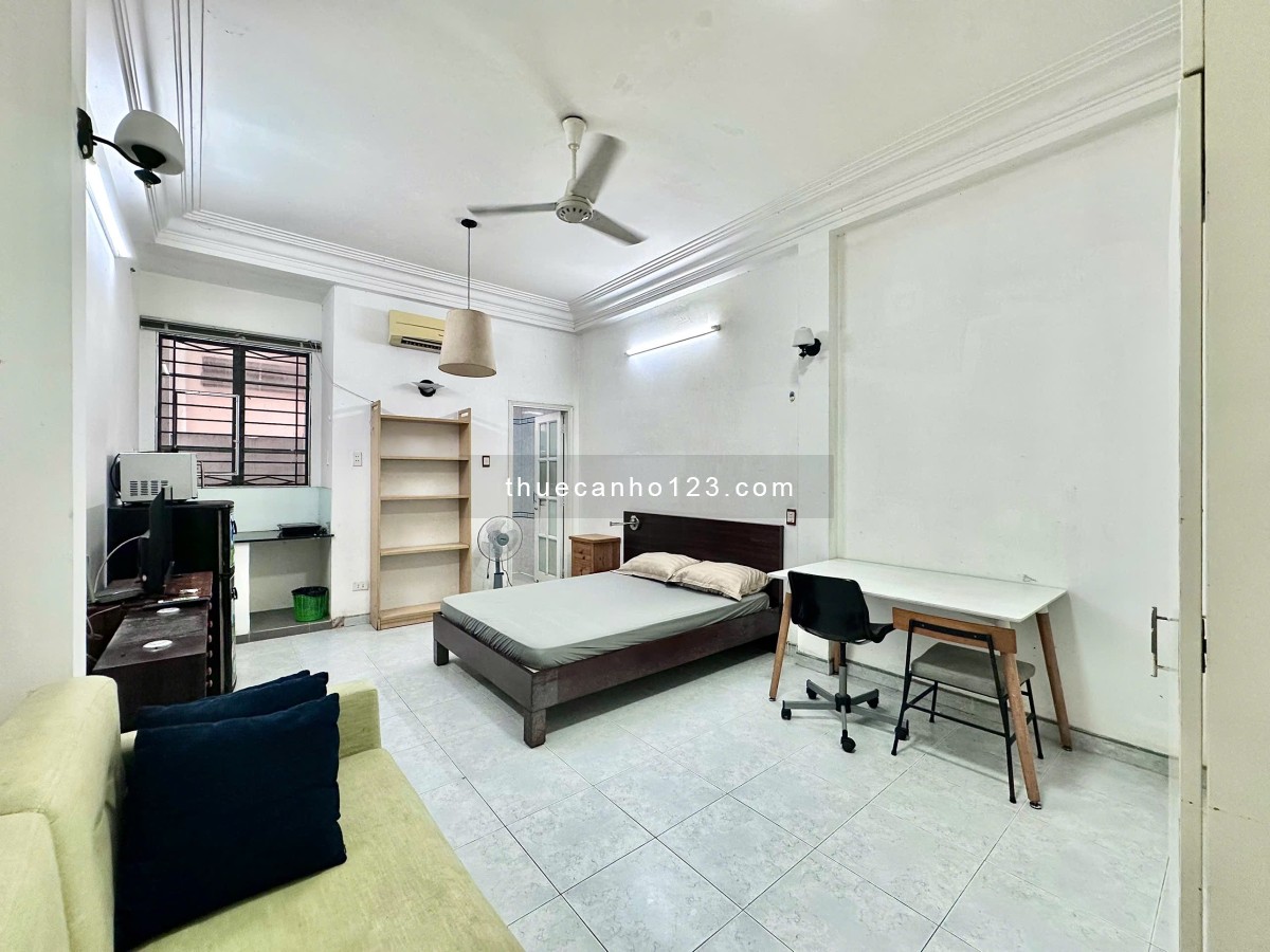 Căn hộ Cửa sổ thoáng, Sân vận động Hoa Lư, Nguyễn Thị Minh Khai, Hồ Con Rùa, Q1