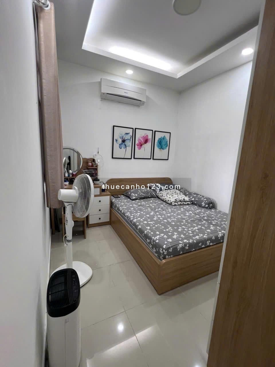 Resgreen Tower, Hòa Thạnh, Tân Phú: 83m2, 2 p ngủ, 2wc, NT, 12tr