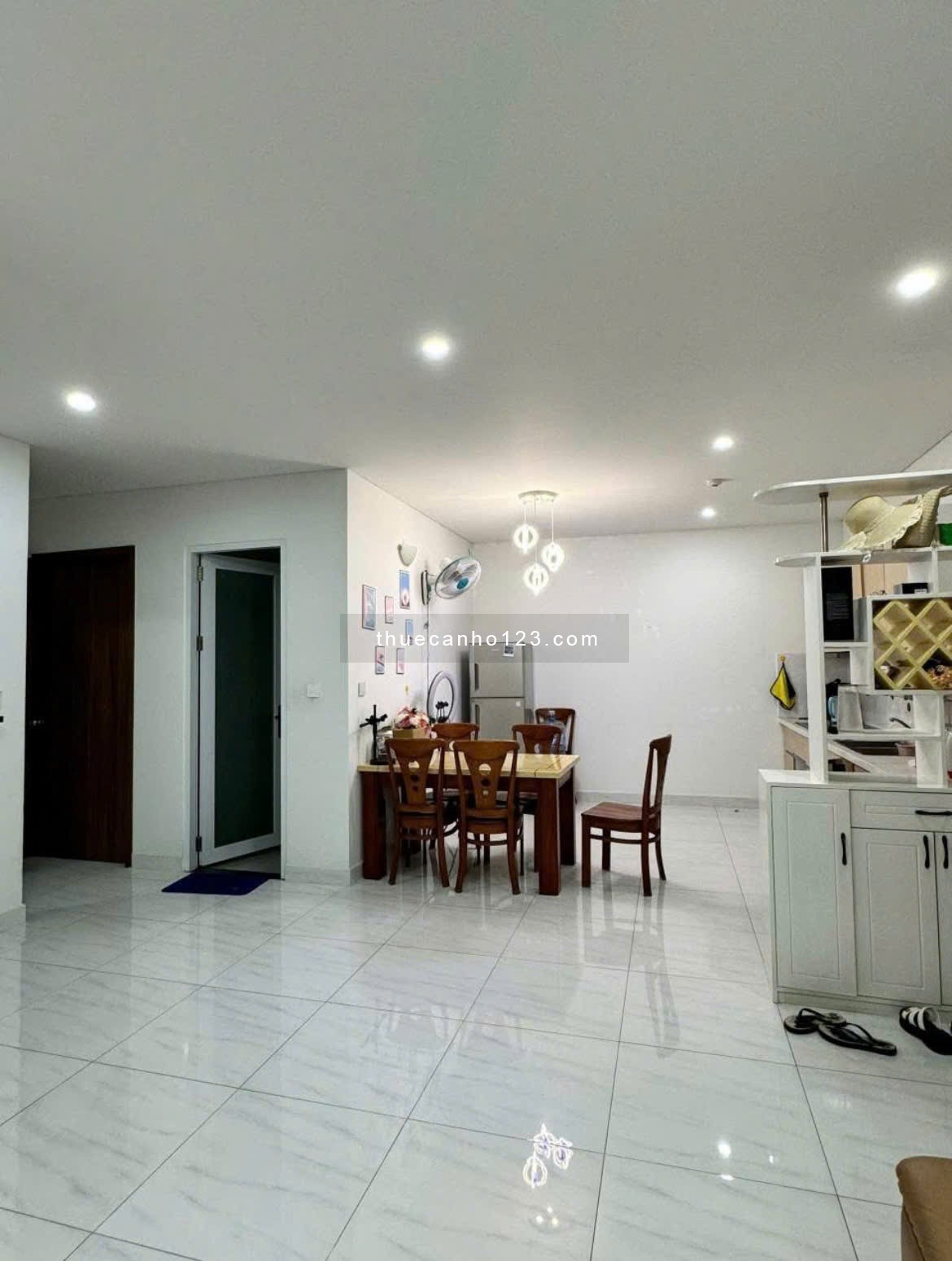 Chung cư Phúc Yên, Phan Huy Ích, P15, TB, 110m2, 3PN, 2WC, 12tr/th.