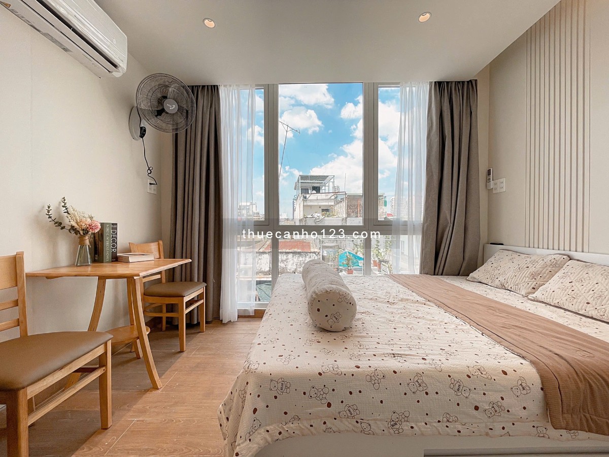 Căn Hộ Ban Công Rộng Thoáng - chỉ 6Tr3 - Khu Trung Tâm - view Thành Phố - Chỉ 1 phòng