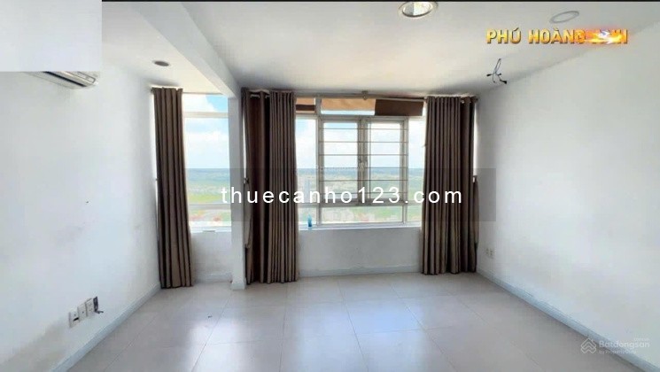 Cho thuê chung cư Phú Hoàng Anh 200m2 4PN, nội thất cơ bản