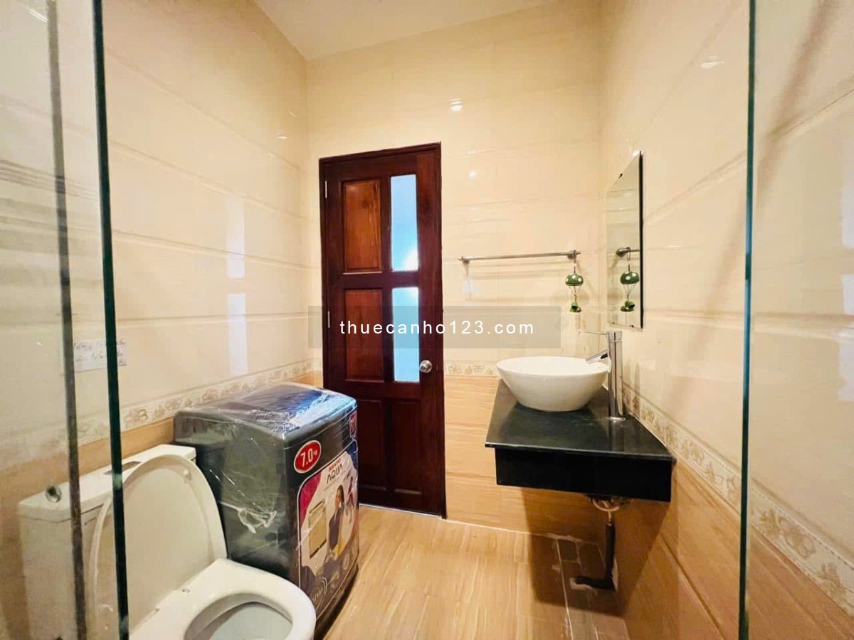 Cho thuê căn hộ 1pn tách bếp full nội thất ngay đối diện Rmit, TDT Q7