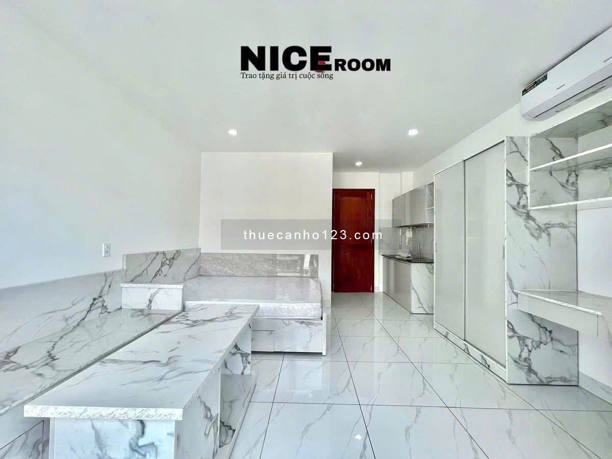 Nhà mới xịn xò - Giá sinh viên - Bóc seal nội thất, thang máy, gió mát rượi - Gần Ngã Tư Hàng Xanh