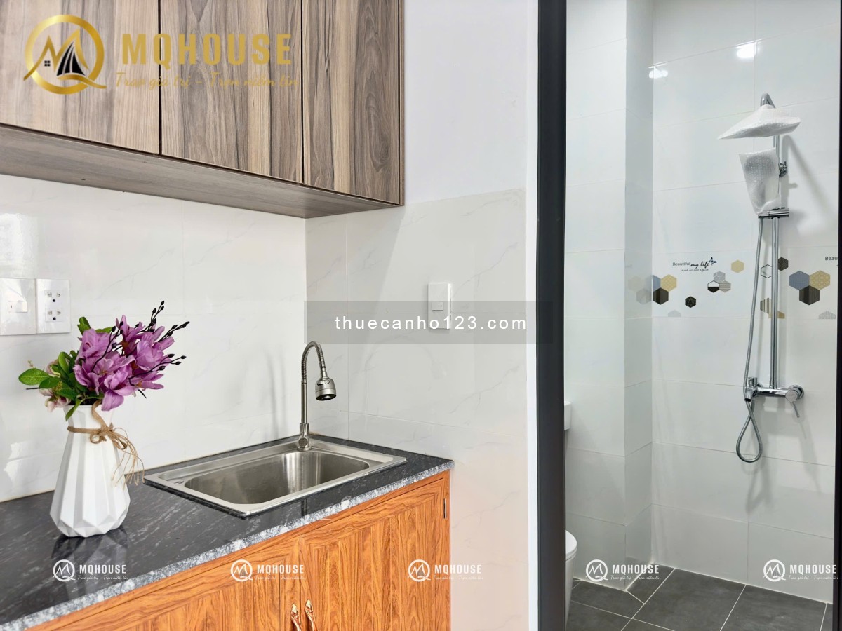 Cho thuê căn hộ ban công Full NT ngay Luỹ Bán Bích, Tân Phú