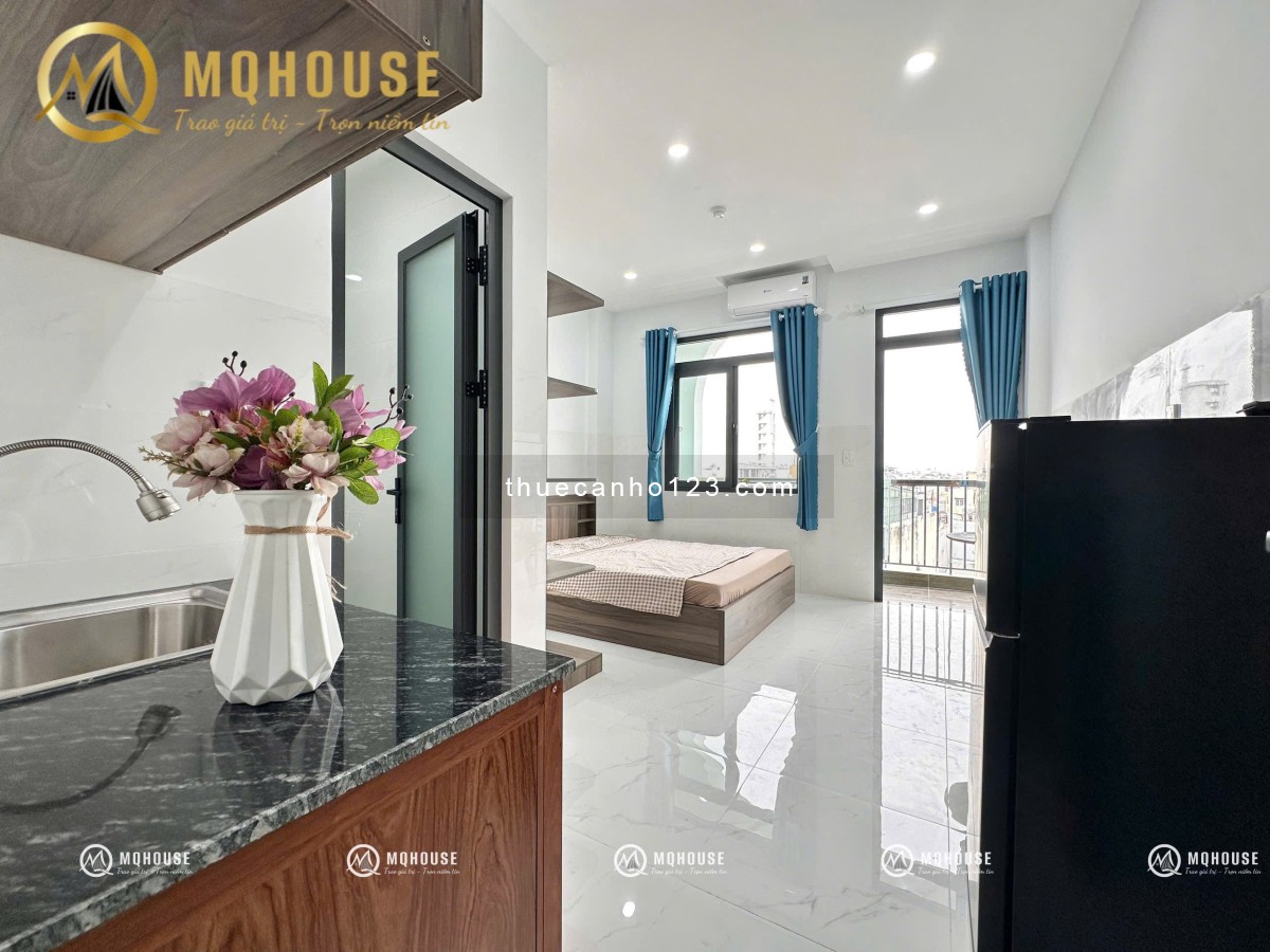 Cho thuê căn hộ ban công Full NT ngay Luỹ Bán Bích, Tân Phú