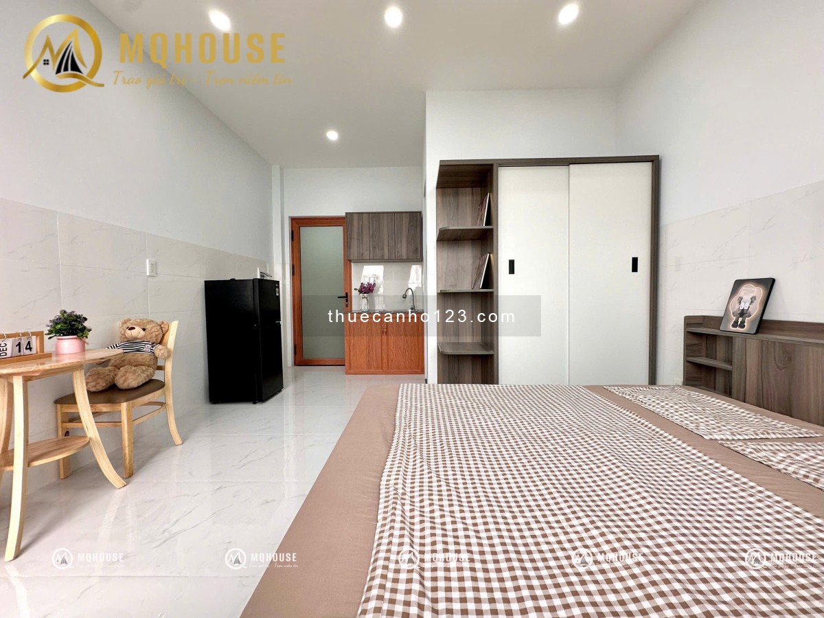 Cho thuê căn hộ ban công Full NT ngay Luỹ Bán Bích, Tân Phú