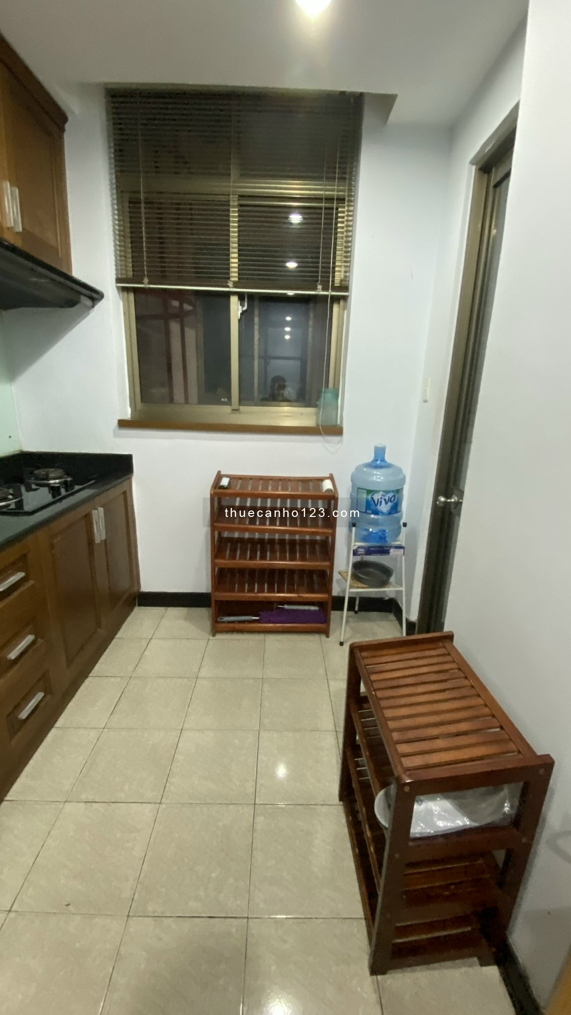 Cho thuê căn hộ Screc Tower quận 3, diện tích 76m2, full nội thất, giá 12tr/tháng