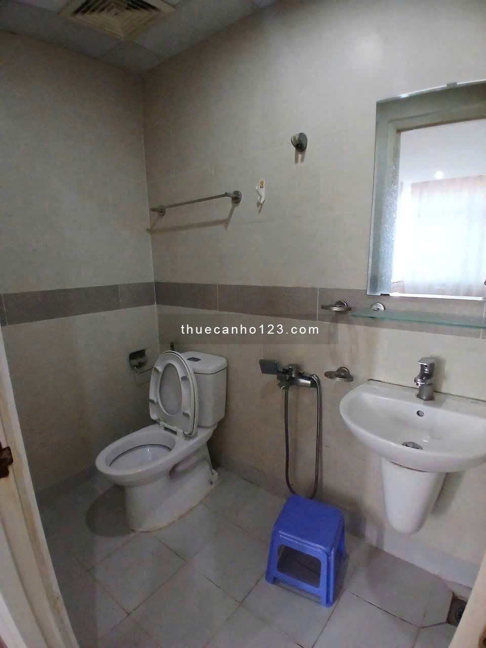 Chung cư Âu Cơ Tower, Âu Cơ, TP: 85m2, 2p ngủ rộng, ban công, 10tr5/th.