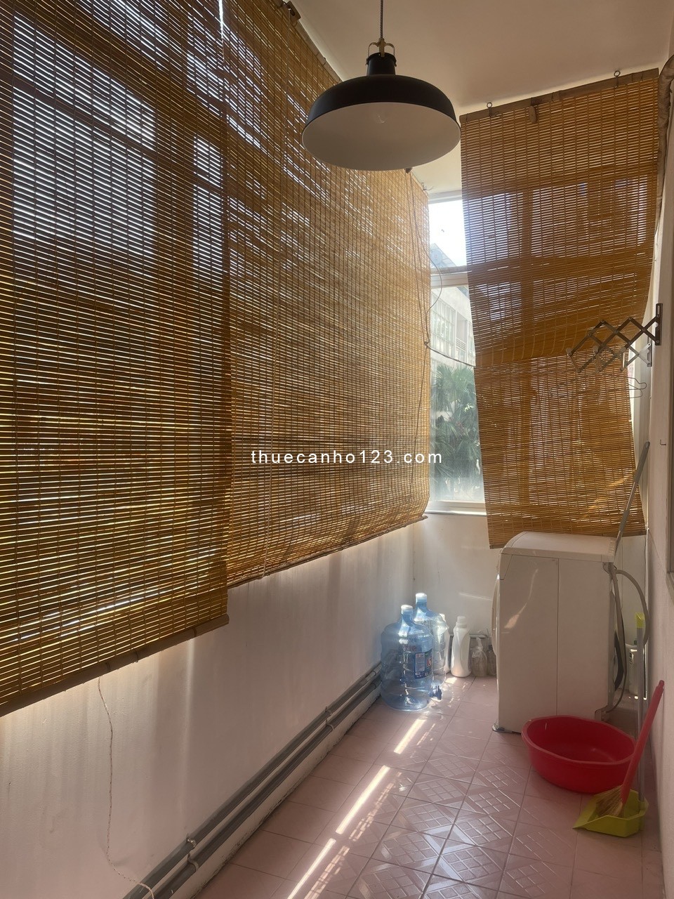 Cho thuê căn hộ 50m2, chung cư Phan Xich Long, phường 7, Quận phú nhuận.